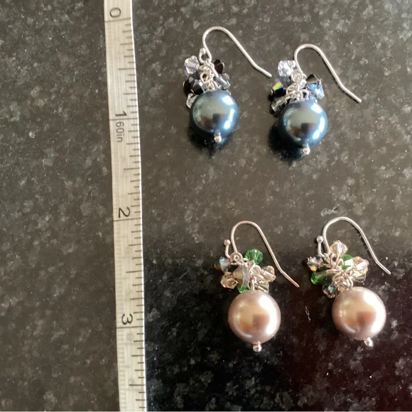 Set of two NEW, never worn pairs beautiful earrings made with Swarovski crystals - Picture 5 of 6